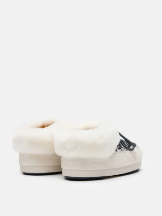 Moon Boot X Guest in Residence Evx Chalet White Sand Mules από συνθετική γούνα