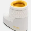 Μπότες Moon Boot X Guest in Residence Icon Low No Lace White Sand Knit Boots